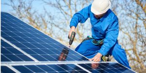 Installation Maintenance Panneaux Solaires Photovoltaïques à Landerrouet-sur-Segur